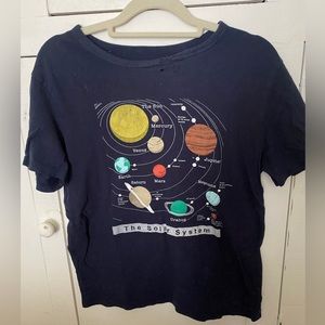 Navy blue gap kids solar system T-shirt extra large.